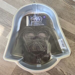 Wilton Star Wars Darth Vader Cake Pan 2105-3035 with Original Label